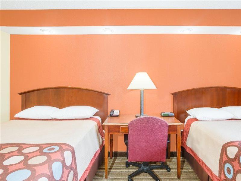 ווילמינגטון Coastal Inn & Suites מראה חיצוני תמונה