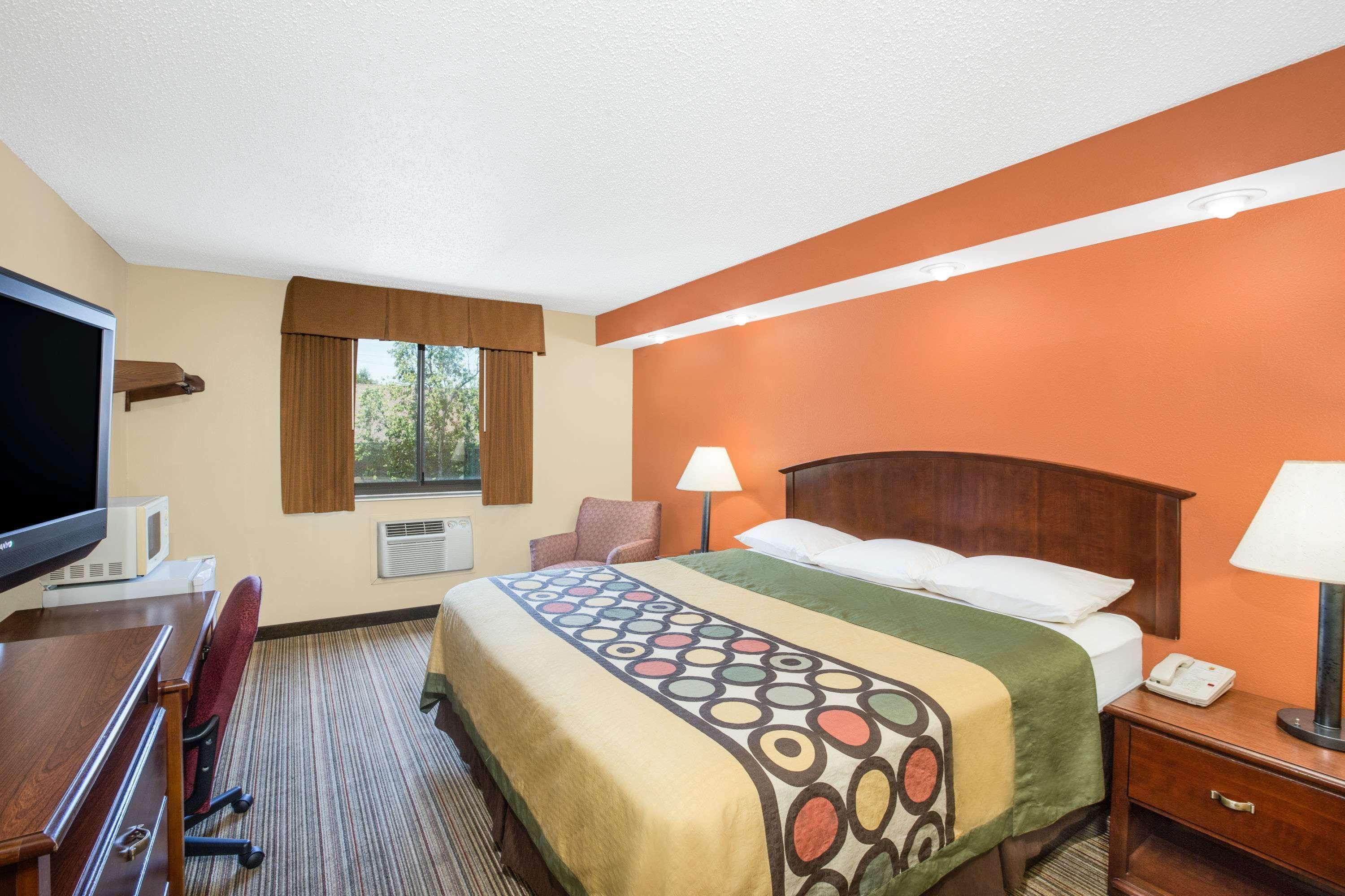 ווילמינגטון Coastal Inn & Suites מראה חיצוני תמונה