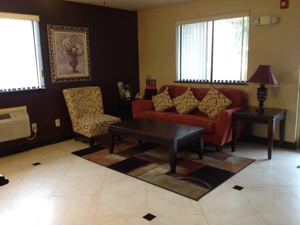ווילמינגטון Coastal Inn & Suites מראה חיצוני תמונה