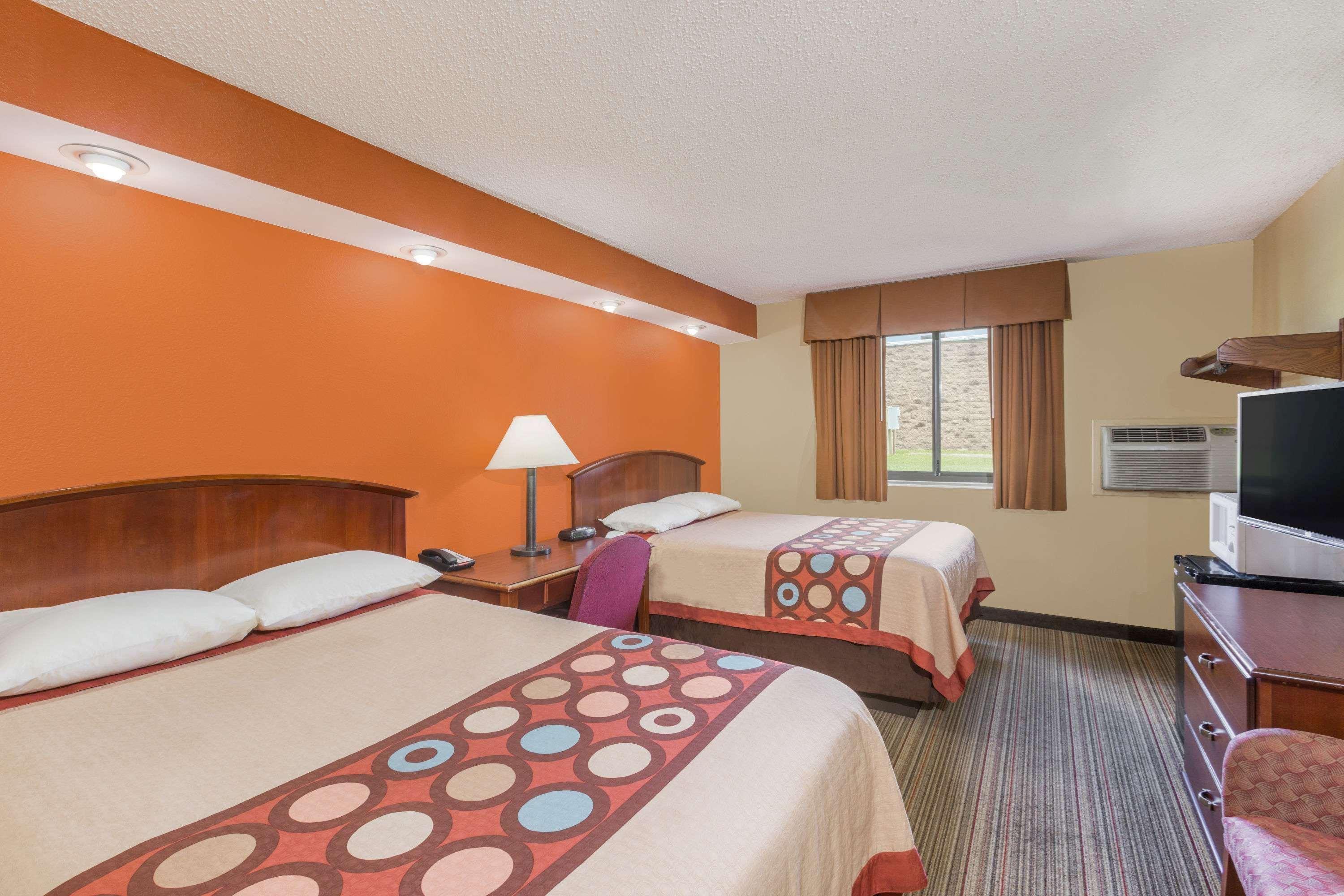 ווילמינגטון Coastal Inn & Suites מראה חיצוני תמונה