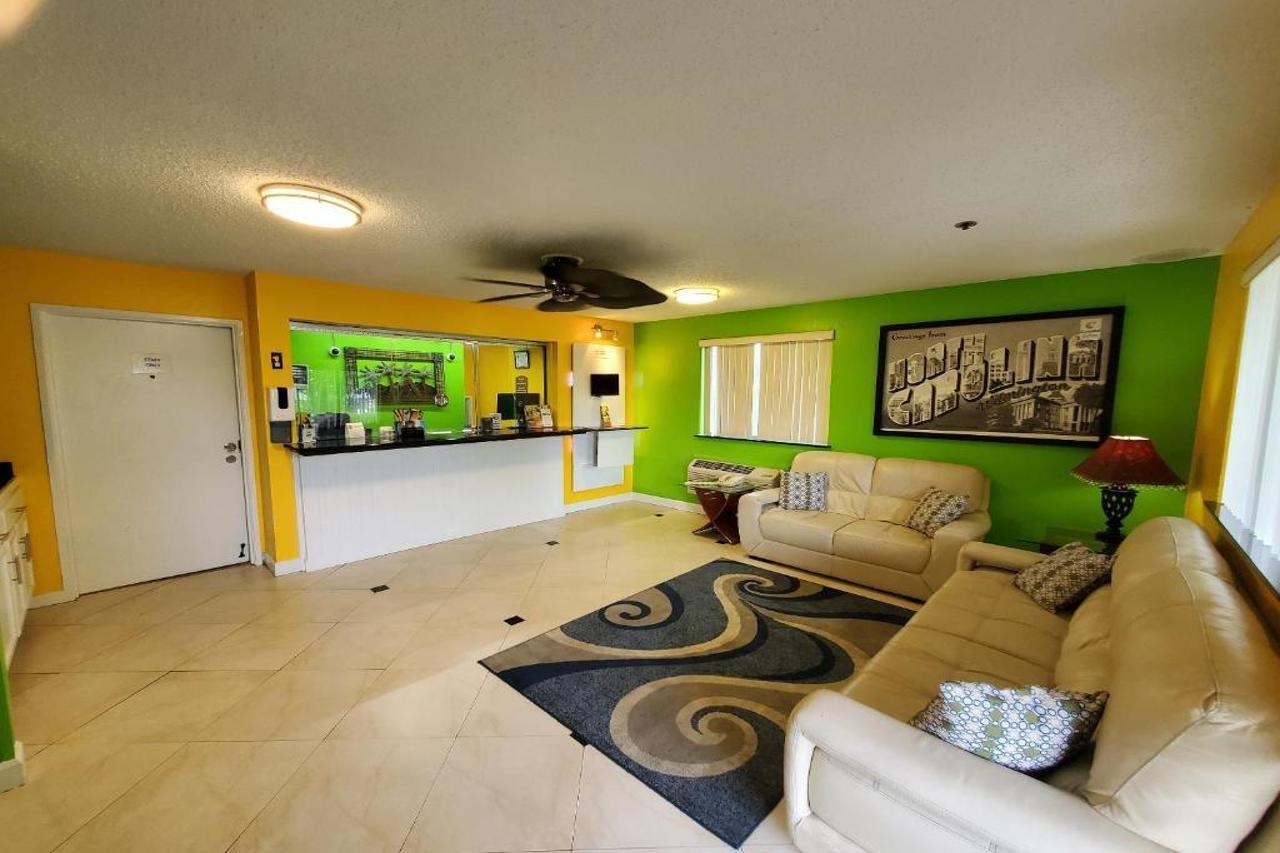ווילמינגטון Coastal Inn & Suites מראה חיצוני תמונה